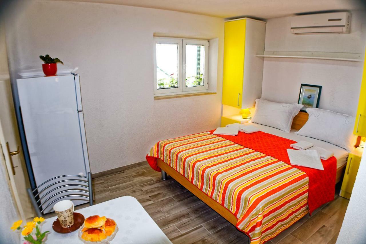 Studio Apartman Papic Drasnice Exterior foto